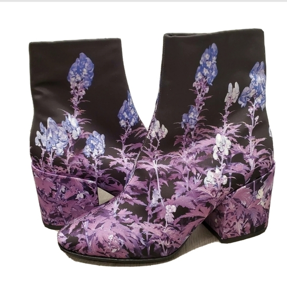 NEW Dries Van Noten Black Purple Floral Boot - Picture 1 of 10